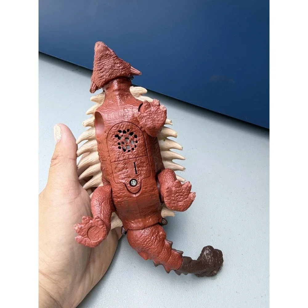 Jurassic World Dominion Roar Strikers Ankylosaurus Dinosaur